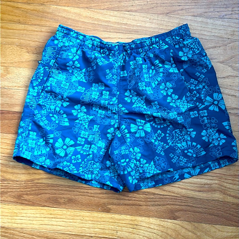 Eddie Bauer Blue Floral Athletic Shorts Medium